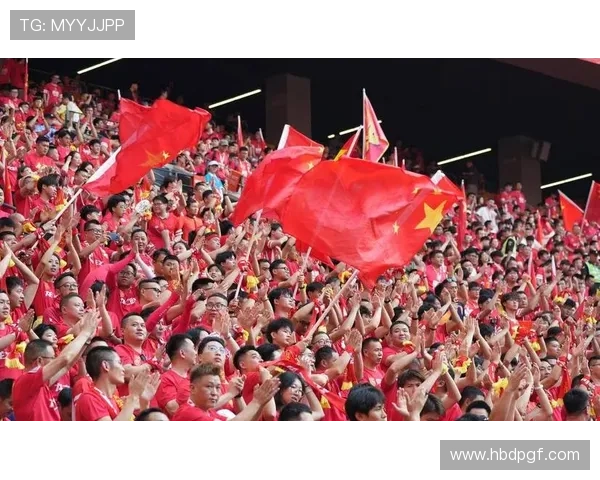 国足主场逆转取胜全场沸腾新星闪耀展现中国足球崛起力量 国足主场逆转取胜全场沸腾新星闪耀展现中国足球崛起力量