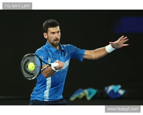 德约科维奇鏖战五盘晋级澳网男单四强赛季连胜纪继续全面统治网坛 德约科维奇鏖战五盘晋级澳网男单四强赛季连胜纪继续全面统治网坛