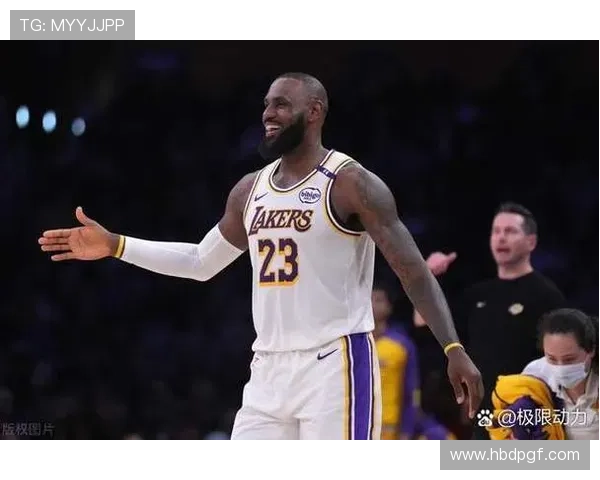 詹姆斯携手戴维斯助湖人逆袭勇士 莫兰特迎来复出战局激烈